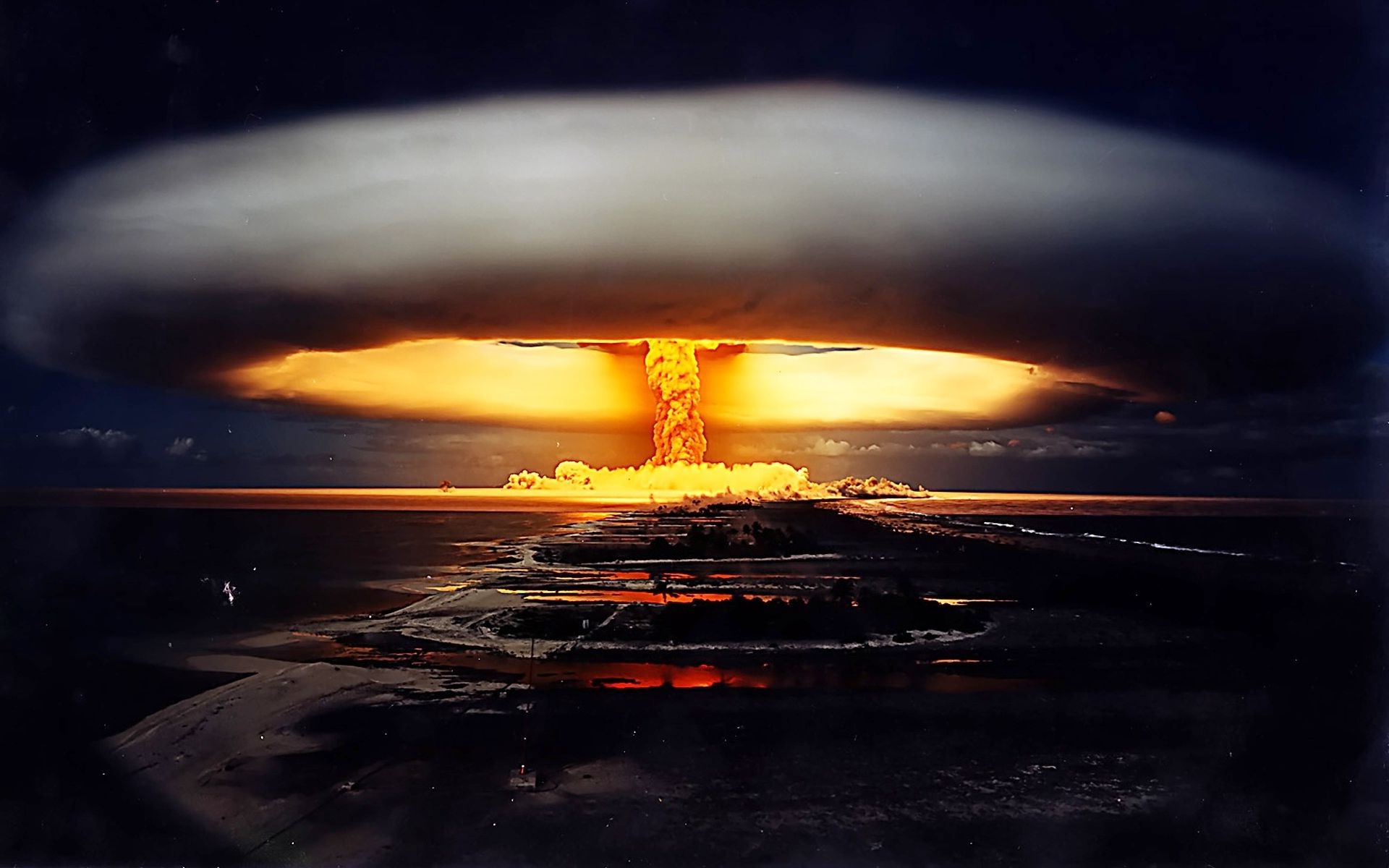 Ядерное оружие против США ЕС и Англии